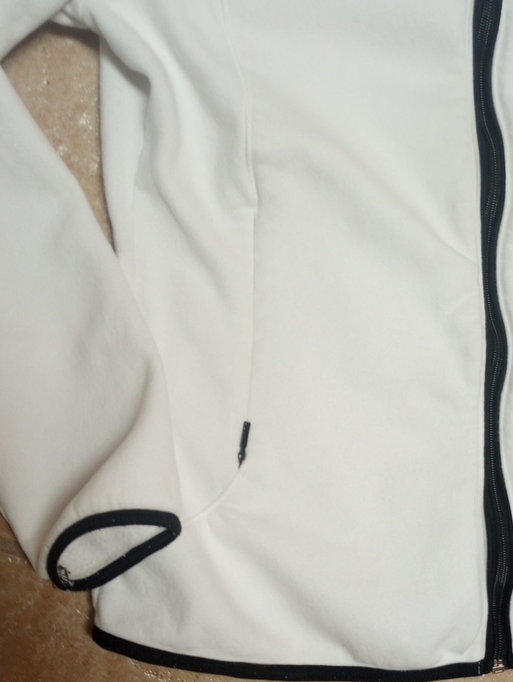 Gear For Sports White Fleece Jacket Trimmed In black - Picture 5 of 9
